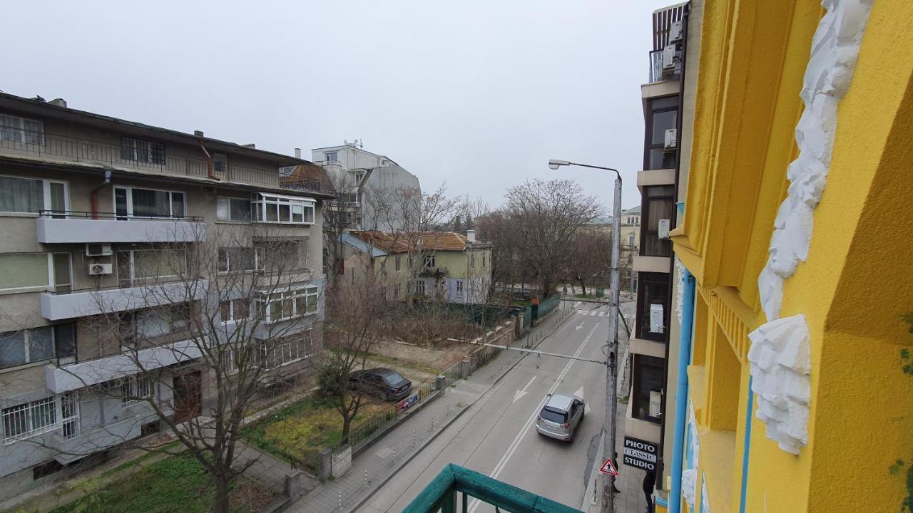Стаи За Гости Sun House Lejlighed Varna Eksteriør billede