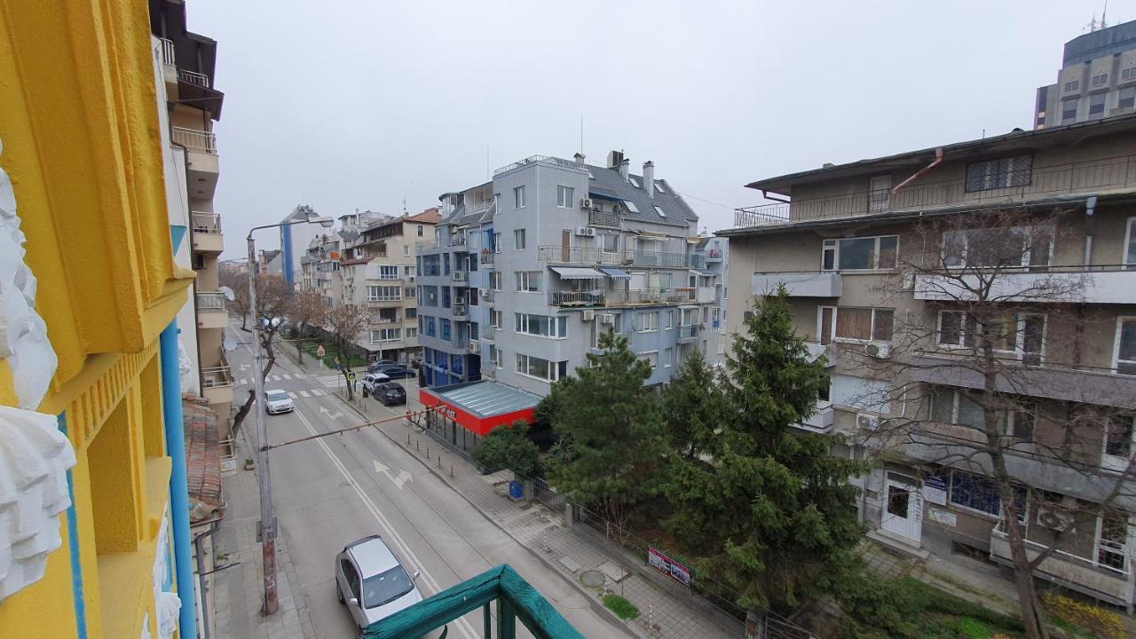 Стаи За Гости Sun House Lejlighed Varna Eksteriør billede