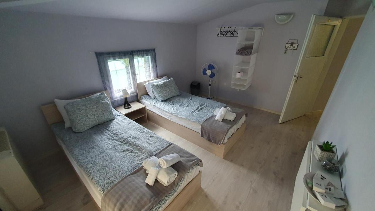 Стаи За Гости Sun House Lejlighed Varna Eksteriør billede